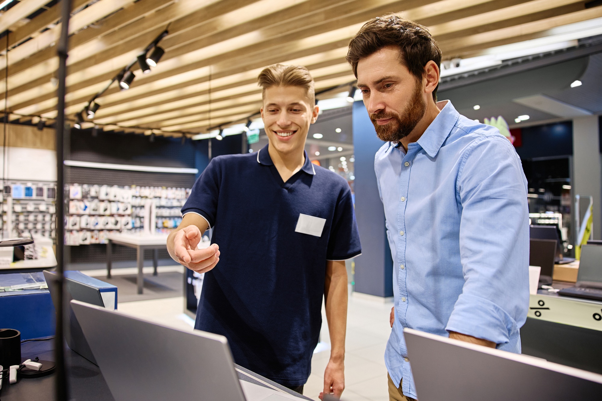 Customer Assistance and Support Services Available at Electronics Store for Shoppers